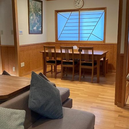 Shirokuma Lodge Hakuba Ngoại thất bức ảnh